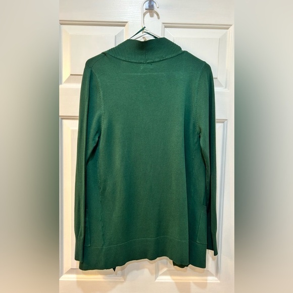 Women's Holiday Green Cardigan Light Weight Open Front With Pockets Size M - Picture 2 of 6
